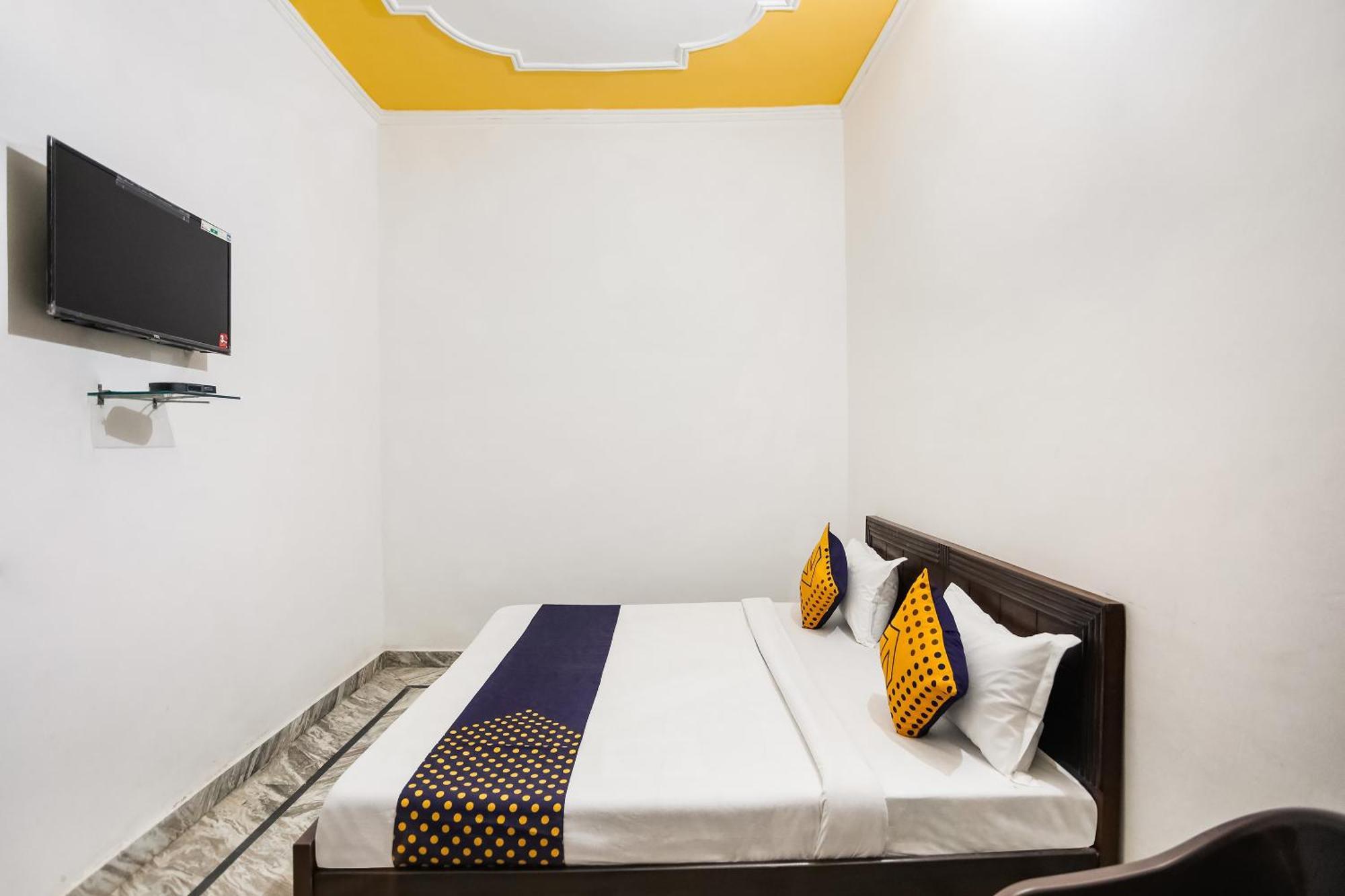 Hotel O Dollar Faridabad Luaran gambar