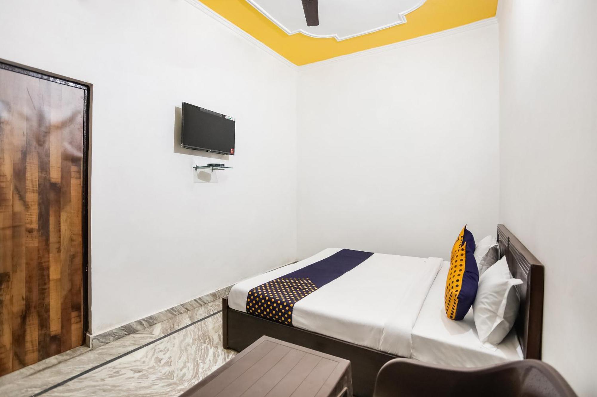 Hotel O Dollar Faridabad Luaran gambar